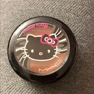 MAC Hello Kitty Fun & Games Blush